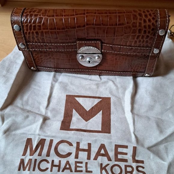 Vintage Michael Kors Leather Embossed Allegator Clutch/Chain Shoulder Bag - Picture 8 of 10